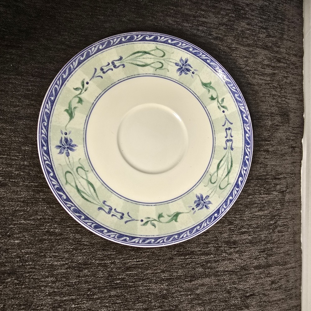 Mikasa Maxima Quincy CK105 Saucer Plate Blue Floral Fine China Japan 6.5 inch